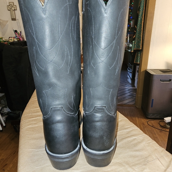 NWT Tony Lama Men's Black Oiled Cowhide work boots, size 11, Vibram soles - Picture 7 of 14